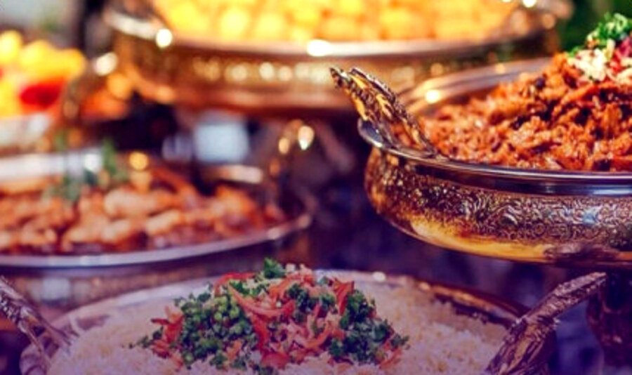 A live catering buffet